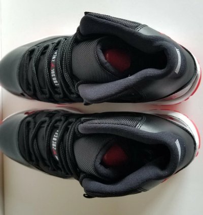 Air Jordan 11 Retro Playoffs Bred