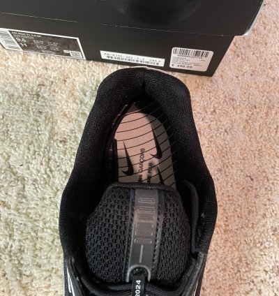 Nike Comme Des Gar Ons Air Max 2 5