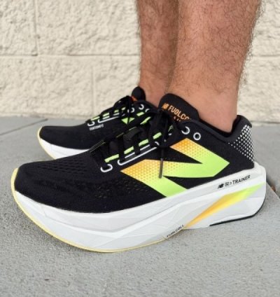 Ne W Balance Supercomp Trainer V3 Running Shoes