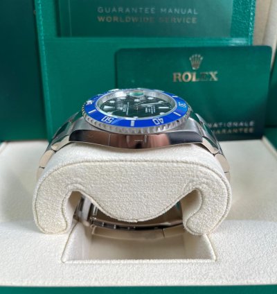 Rolex Submariner Date Oyster Perpetual 41mm 18k White Gold Black Dial Ceramic Blue Bezel 126619lb