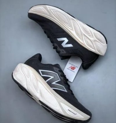 Newbalace Fresh Foam X More Evoz V5 Black White Running Shoes