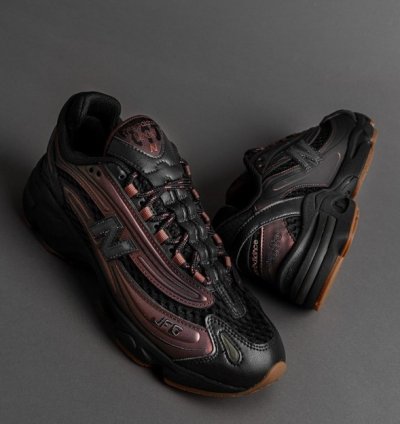 Newbalance 1000 Black Ice Sneakers