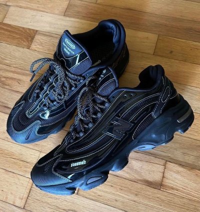Newbalance 1000 Black Patent Sneakers