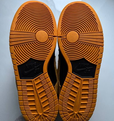 Super Rare Nike Dunk Sb Low Lova Vintage