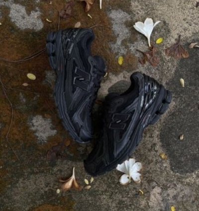 Newbalance 1906d All Black Running Shoes