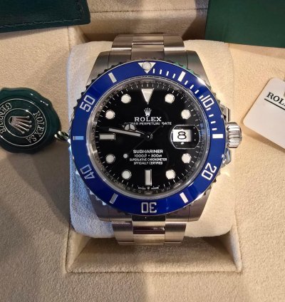 Rolex Submariner Date This Is An Unworn Cookie Monster With All Warranty Cards