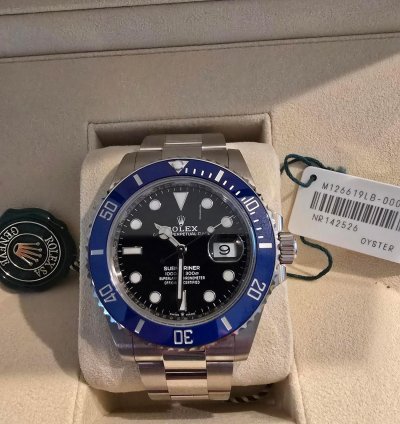 Rolex Submariner Date This Is An Unworn Cookie Monster With All Warranty Cards