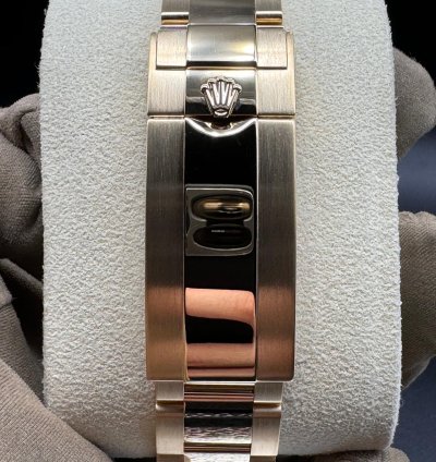 Rolex Submariner Date Unworn