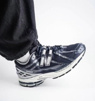 Newbalance 1906r Eclipse Silver Black Running Shoes