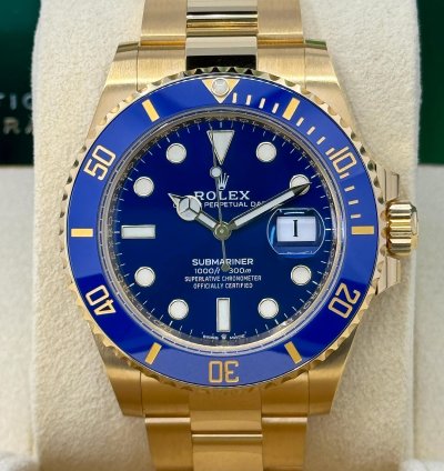 Rolex Submariner Date Unworn 2024 18k Yellow Gold Blue Dial 126618lb Complete