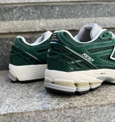 Newbalance 1906r Night Watch Green Running Shoes