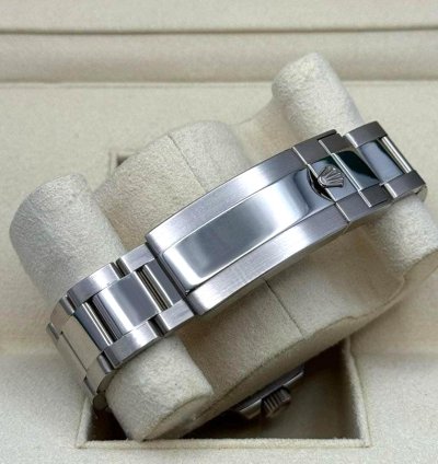 Rolex Submariner Date Unworn 2024 Black Dial White Gold 126619lb Complete
