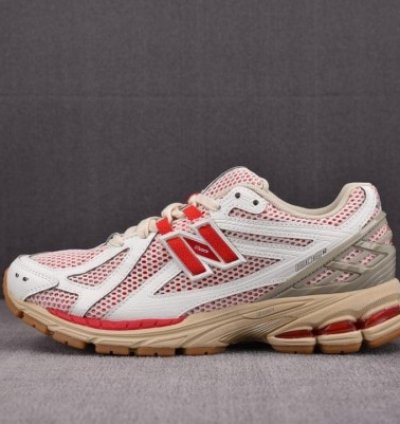Newbalance 1906r Sea Salt True Red Sneakers