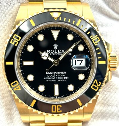 Rolex Submariner Date Unworn Submariner Date 41mm Black Dial Yellow Gold 126618ln Box Papers 2024