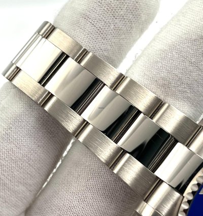 Rolex Submariner Date Unworn Submariner Date Smurf 41mm Blue Date White Gold 126619lb Box Papers 2024