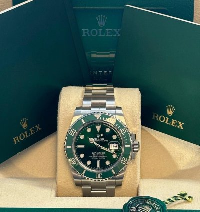 Rolex Submariner Date Unworn Submariner Hulk 116610lv