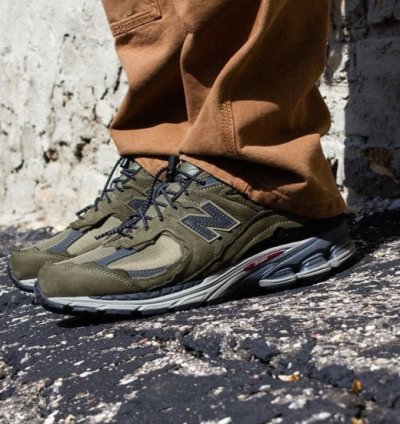 Newbalance 2002r Olive Sneakers
