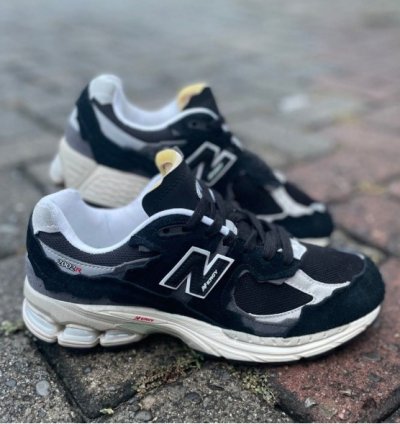 Newbalance 2002r Protection Pack Black Grey Running Shoes