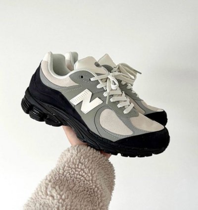 Newbalance 2002r The Basement Black Grey Running Shoes