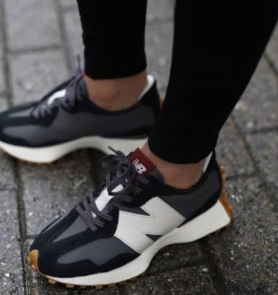 Newbalance 327 Black Sneakers