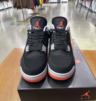 Air Jordan 4 Retro Bred