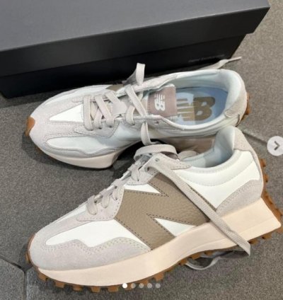 Newbalance 327 Driftwood Beige Sneakers