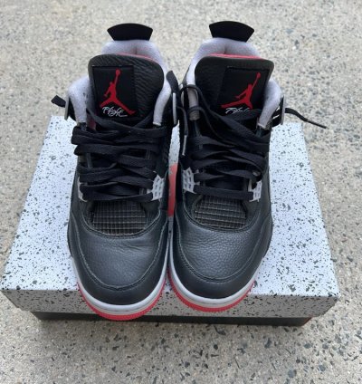 Air Jordan 4 Retro Bred