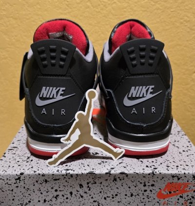 Air Jordan 4 Retro Bred
