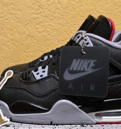 Air Jordan 4 Retro Bred