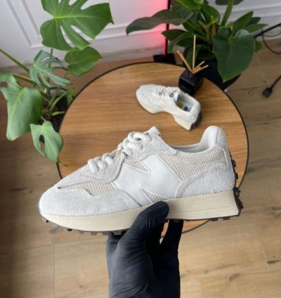 Newbalance 327 Sea Salt Linen Sneakers