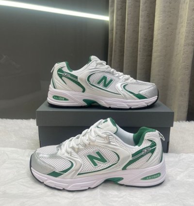 Newbalance 530 Green Sneakers