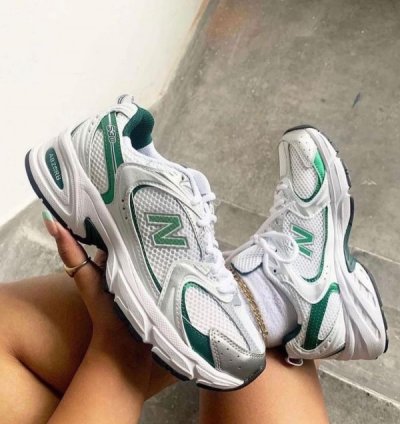 Newbalance 530 Green Sneakers