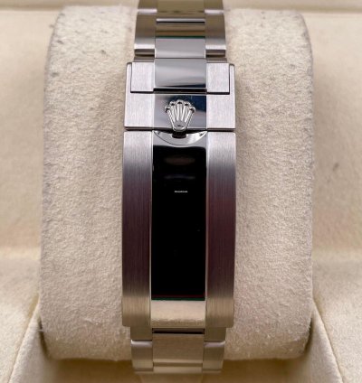 Rolex Submariner Date White Gold 41mm 126619lb 2024 Unworn
