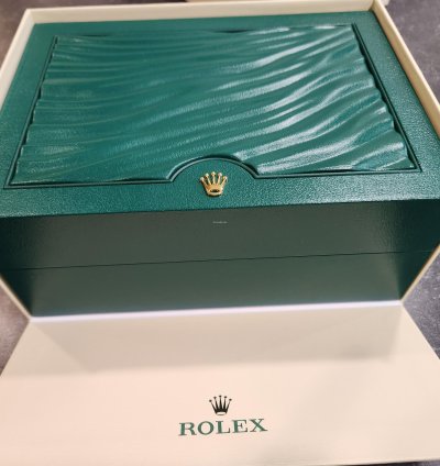 Rolex Submariner Date White Gold New Unworn 2022