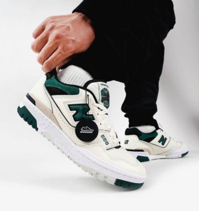Newbalance 550 Pine Green Sneakers
