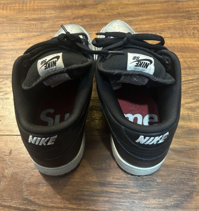 Supreme Dunks