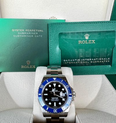Rolex Submariner Date White Gold Submariner Unworn below Msrp - Unsized