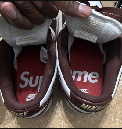 Supreme Dunks Brown Size 8