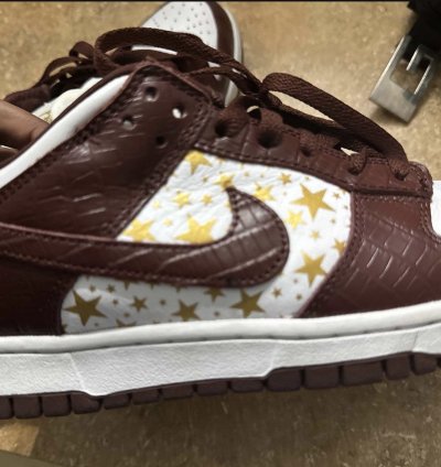 Supreme Dunks Brown Size 8
