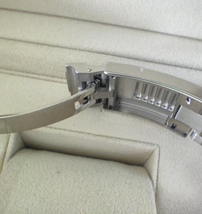 Rolex Submariner Date White Gold Unworn Full Set 2022 Official Rolex Warranty