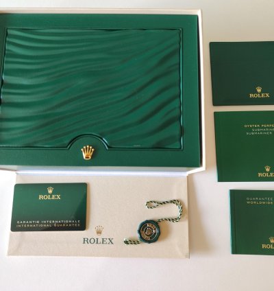 Rolex Submariner Date White Gold Unworn Full Set 2022 Official Rolex Warranty
