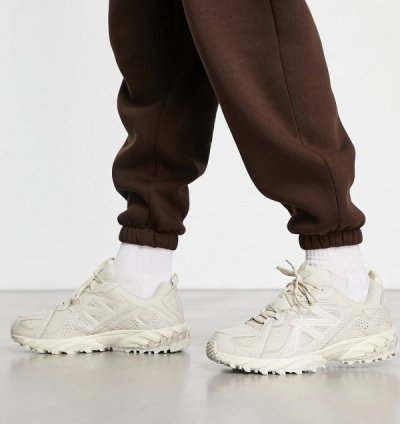 Newbalance 610 Beige Sneakers