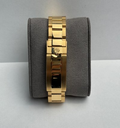 Rolex Submariner Date Yellow Gold 40mm Blue Dial Oyster