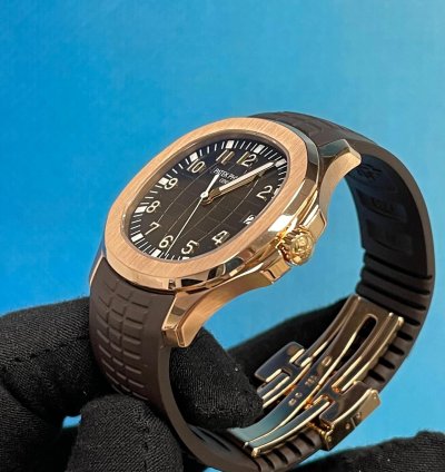 Patek Philippe Aquanaut 5167r-001 Rose Gold Aquanaut