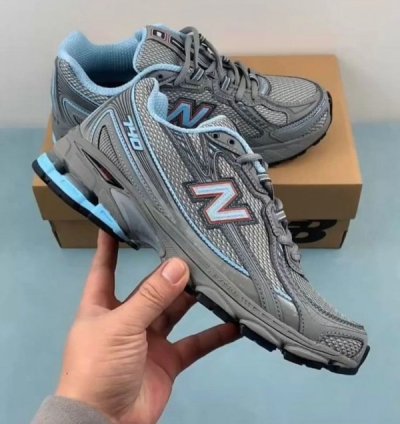 Newbalance 740 Vintage Grey Blue Sneakers