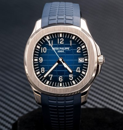 Patek Philippe Aquanaut 5168g Blue Dial 42mm Full Set