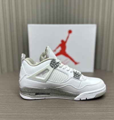 Air Jordan 4 Retro White Oreo