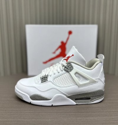 Air Jordan 4 Retro White Oreo