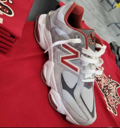 Newbalance 9060 Boston College Sneakers
