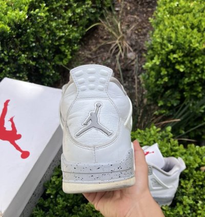 Air Jordan 4 Retro White Oreo